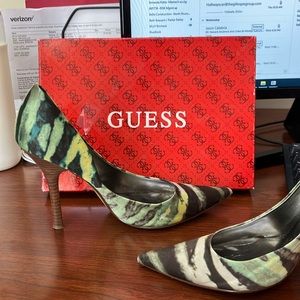 Guess pretty heels - worn but always took care and kept in box